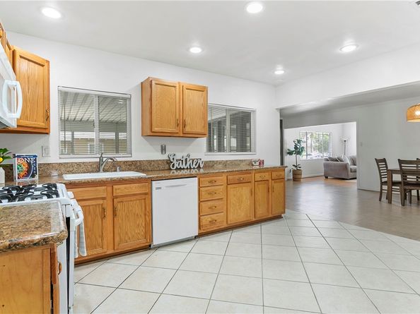 608 W G Street, Ontario CA 91762