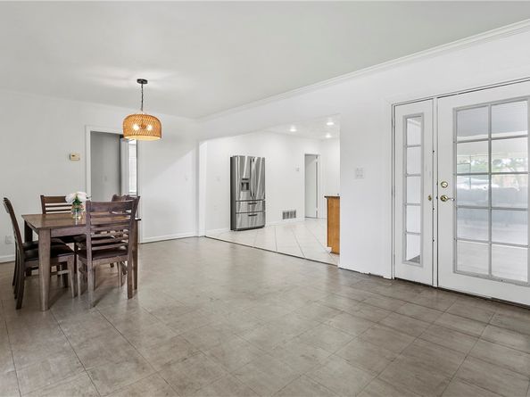 608 W G Street, Ontario CA 91762