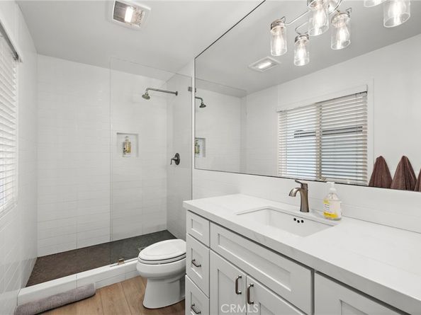 207 40th, Newport Beach CA 92663