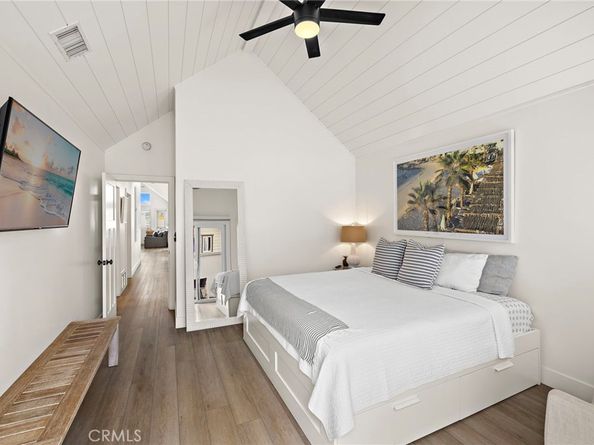 207 40th, Newport Beach CA 92663