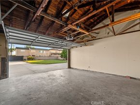 5082 Edinger Avenue, Huntington Beach CA 92649