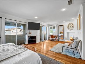 179 Pomona, Long Beach CA 90803