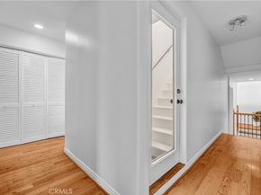 179 Pomona, Long Beach CA 90803