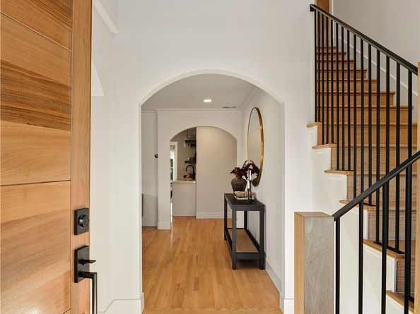 425 Tustin Avenue, Newport Beach CA 92663