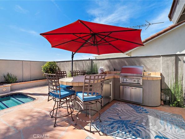 11088 Blue Allium Avenue, Fountain Valley CA 92708