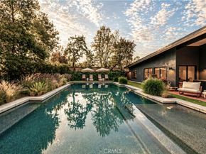 18837 Paseo Nuevo, Tarzana CA 91356