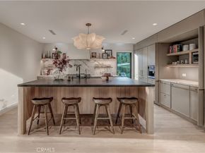 18837 Paseo Nuevo, Tarzana CA 91356