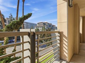5831 Seawalk Drive 140, Playa Vista CA 90094