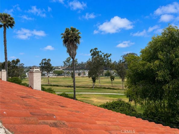 2508 Navarra 414, Carlsbad CA 92009