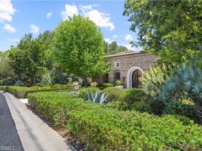40 Echo Glen, Irvine CA 92618