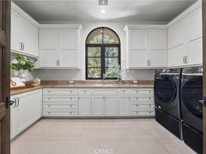 40 Echo Glen, Irvine CA 92618