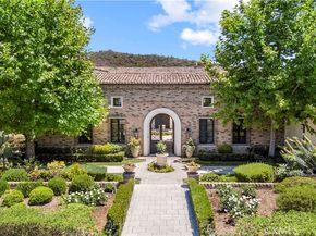 40 Echo Glen, Irvine CA 92618