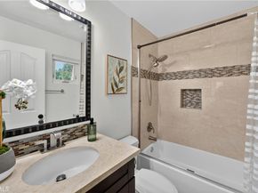 23 Delano, Irvine CA 92602