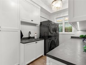 515 Tustin Ave, Newport Beach CA 92663