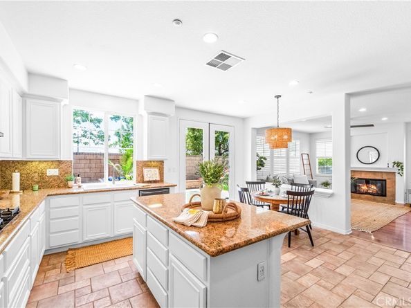 20851 Cabrillo Lane, Huntington Beach CA 92646