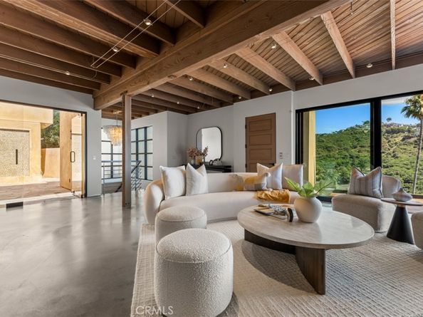 1074 Flamingo Road, Laguna Beach CA 92651