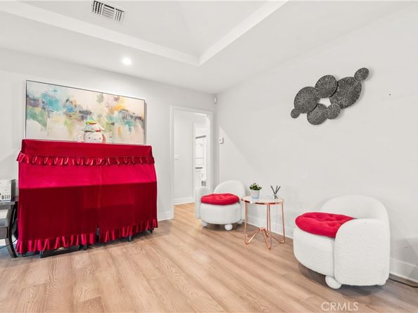 6770 Oak Avenue, Arcadia CA 91007