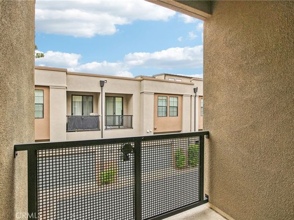 551 W Maple Avenue, Orange CA 92868