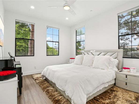 551 W Maple Avenue, Orange CA 92868