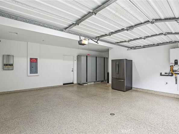 551 W Maple Avenue, Orange CA 92868