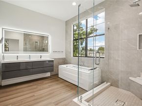 551 W Maple Avenue, Orange CA 92868