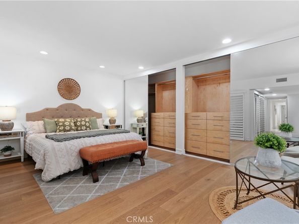 154 12th Street, Seal Beach CA 90740