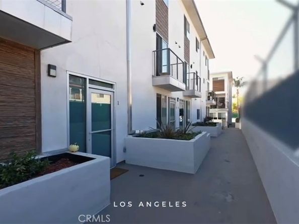 1245 N New Hampshire Avenue 2, Los Angeles CA 90029