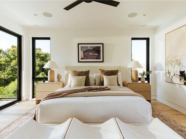 2321 Mesa Drive, Newport Beach CA 92660