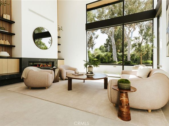 2321 Mesa Drive, Newport Beach CA 92660