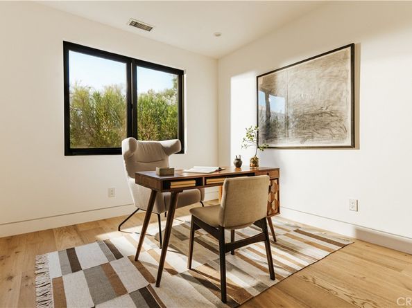 2321 Mesa Drive, Newport Beach CA 92660