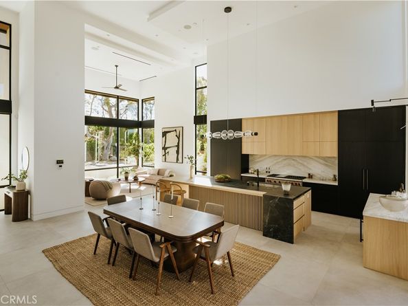 2321 Mesa Drive, Newport Beach CA 92660