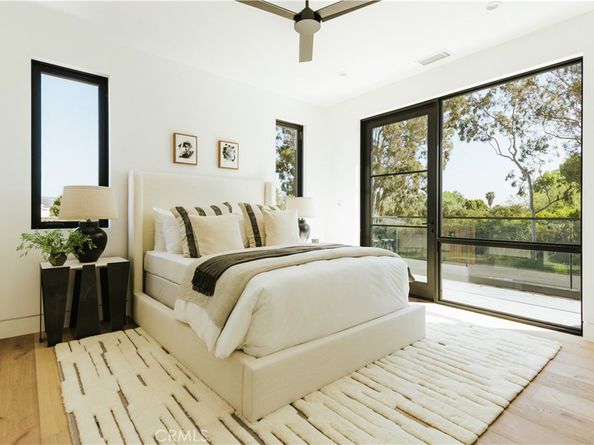 2321 Mesa Drive, Newport Beach CA 92660