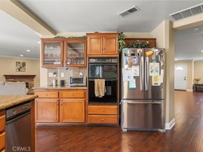 16 Arizona, Irvine CA 92606
