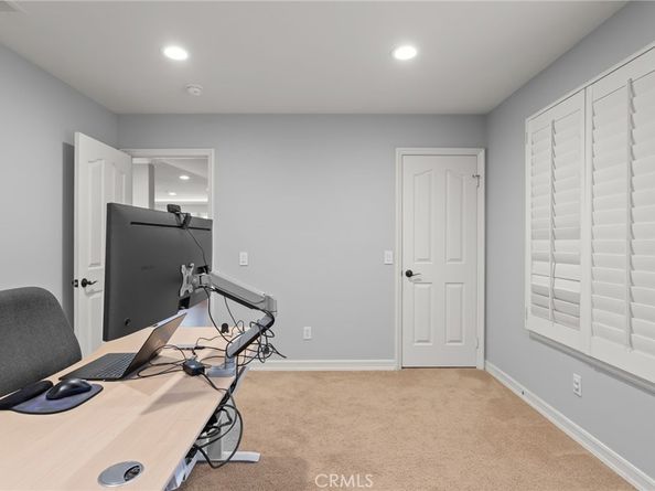 16 Arizona, Irvine CA 92606