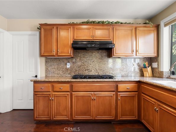 16 Arizona, Irvine CA 92606