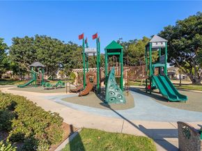 16 Arizona, Irvine CA 92606