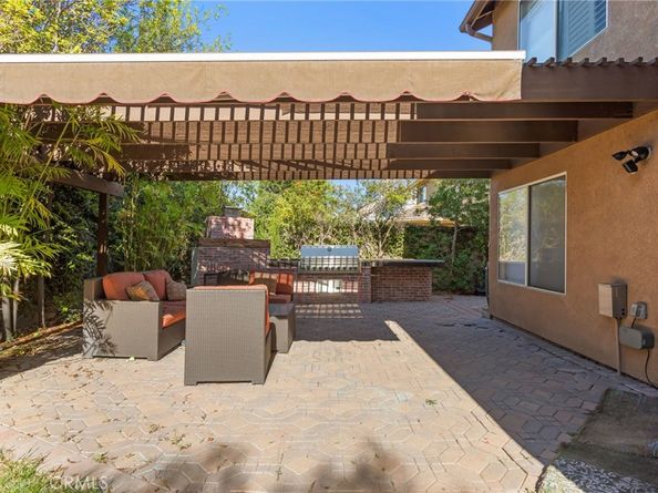 16 Arizona, Irvine CA 92606