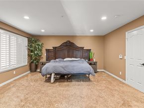 16 Arizona, Irvine CA 92606
