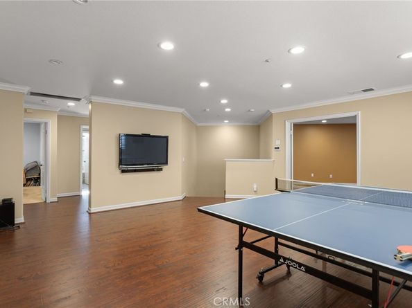 16 Arizona, Irvine CA 92606
