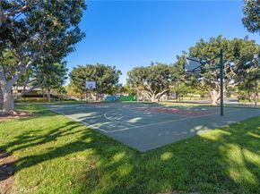 16 Arizona, Irvine CA 92606