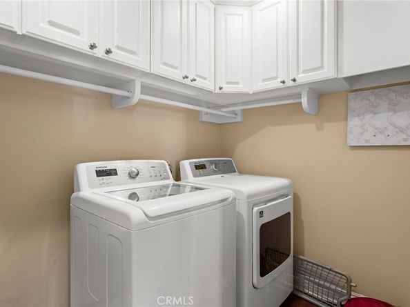 16 Arizona, Irvine CA 92606