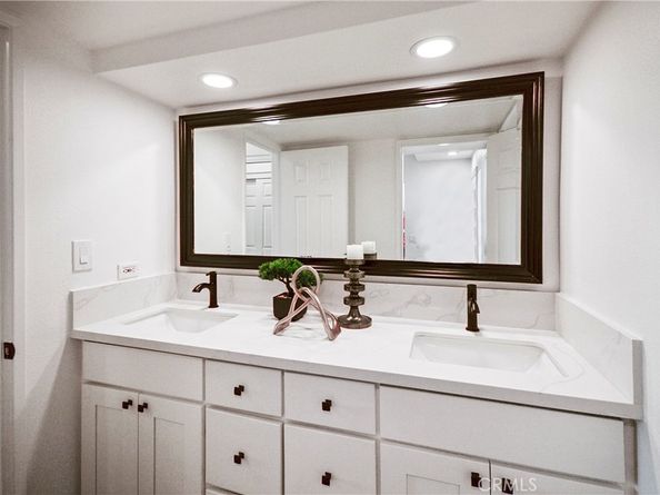 31 Brisa del Lago, Rancho Santa Margarita CA 92688