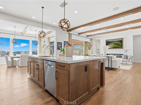 8 Cadencia Street, Rancho Mission Viejo CA 92694