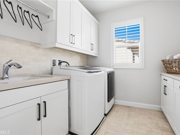 8 Cadencia Street, Rancho Mission Viejo CA 92694