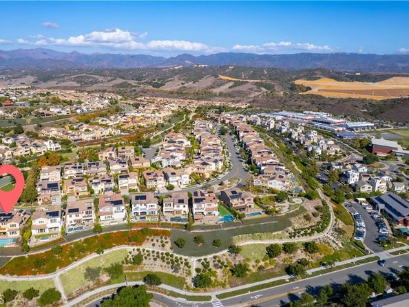 8 Cadencia Street, Rancho Mission Viejo CA 92694