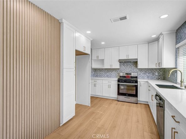 8 Dogwood S, Irvine CA 92612