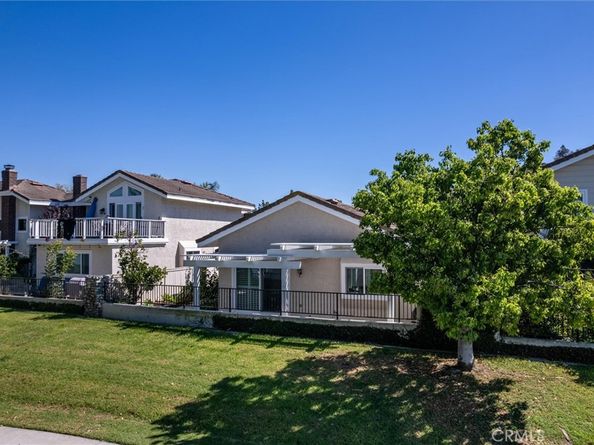48 Coral Lake, Irvine CA 92614