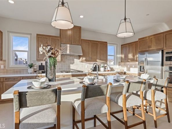 175 Proctor, Irvine CA 92618