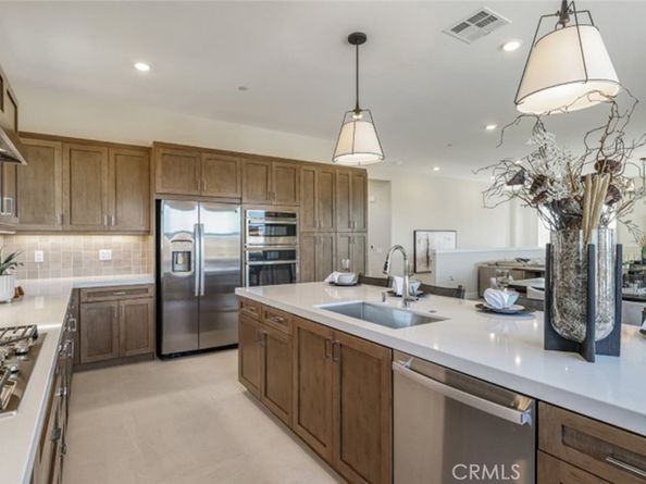 175 Proctor, Irvine CA 92618