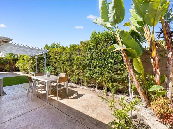 101 Tinker, Irvine CA 92618